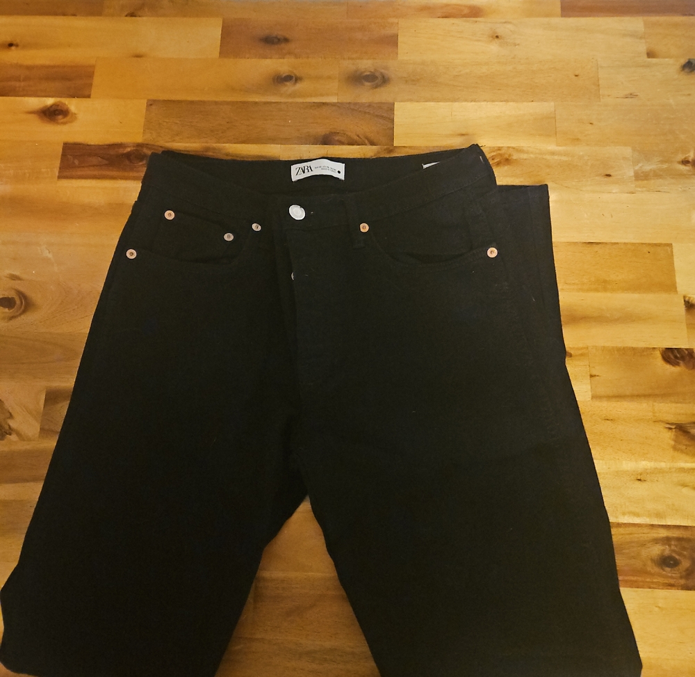 Zara Classic Black Jeans
